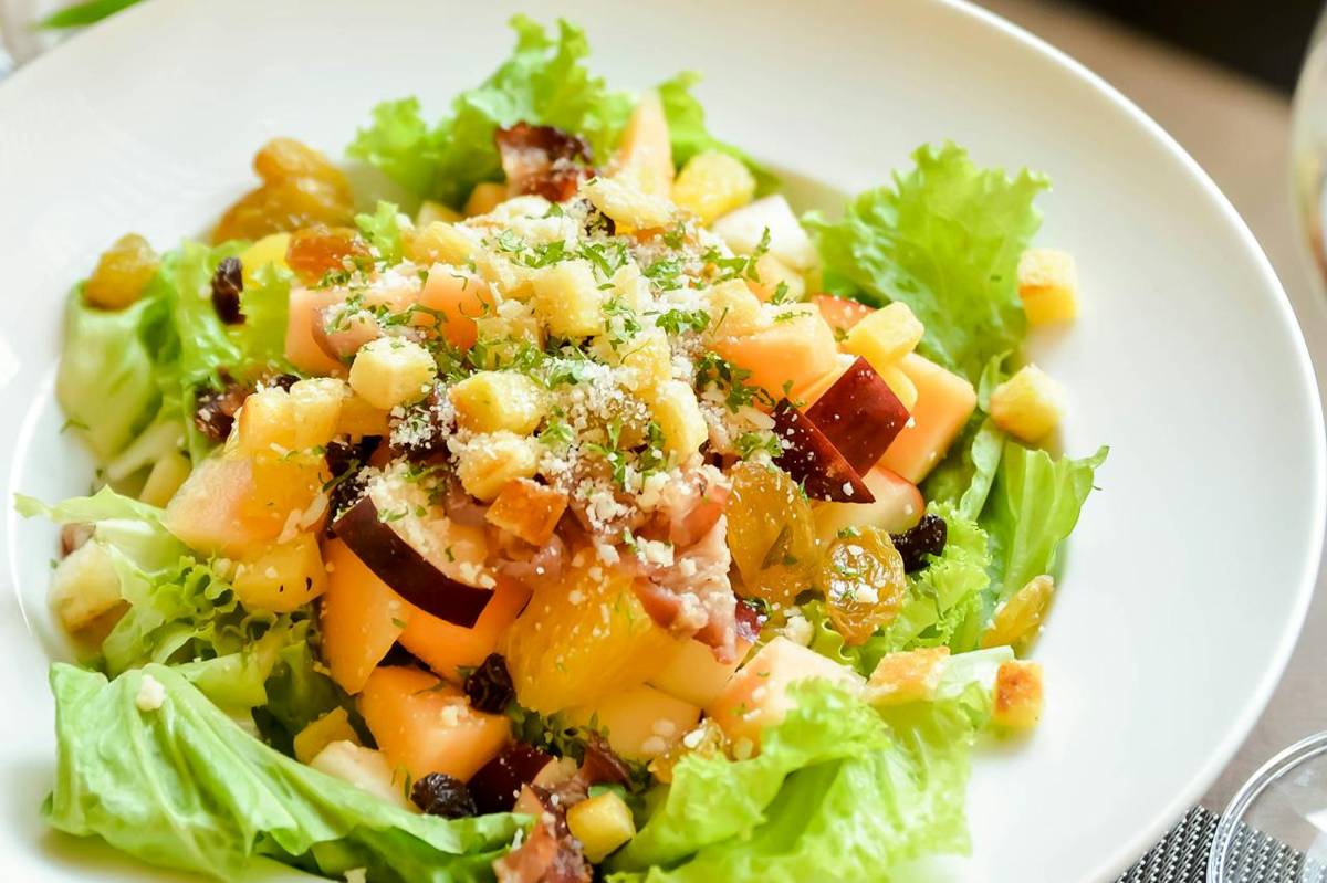 ilustrasi salad waldorf (pexels.com/Ngân Dương)