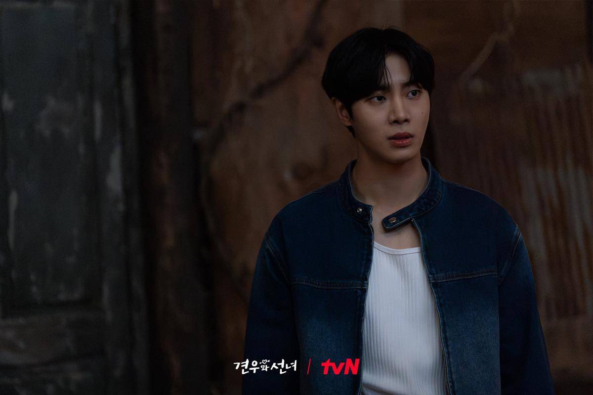 Cuplikan drama Korea Head Over Heels (dok. tvN/Head Over Heels)