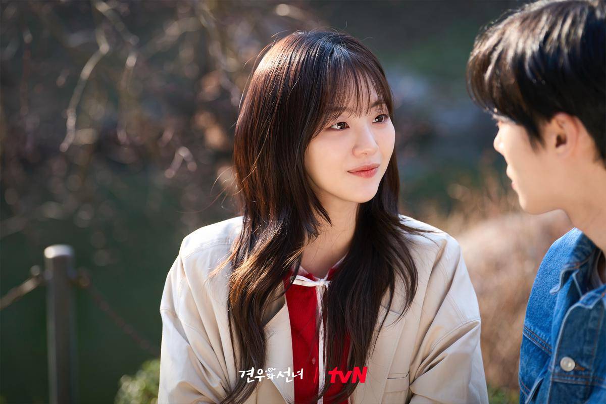 Cho Yi Hyun di Head Over Heels (x.com/CJnDrama)