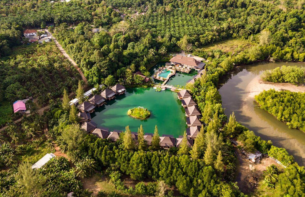 ilustrasi Avani Ao Nang Cliff Resort, Krabi Thailand (pexels.com/Nextvoyage)