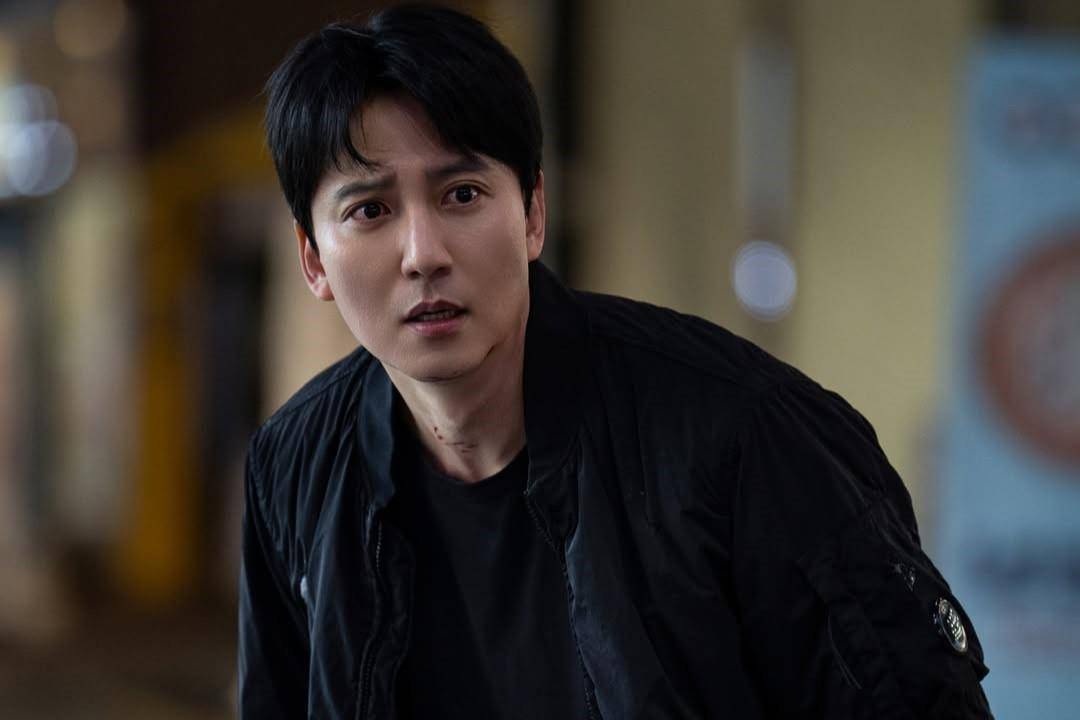Akting Kim Nam-gil di drakor Trigger (Instagram.com/@namgildaero)