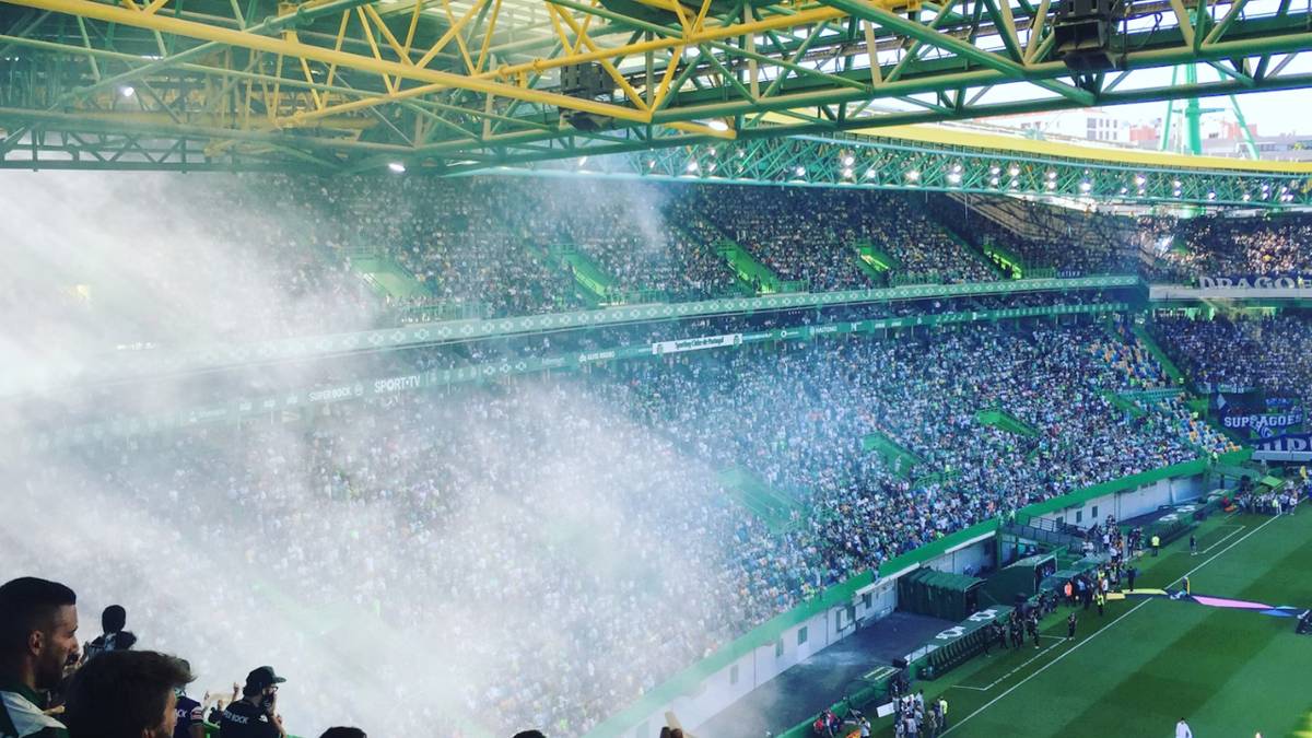 ilustrasi suasana pertandingan di José Alvalade Stadium milik Sporting CP (unsplash.com/NídiaPiza)