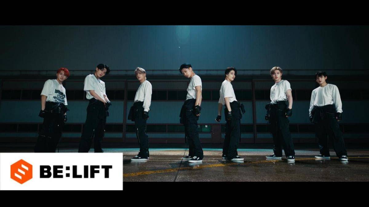 cuplikan MV "Future Perfect (Pass the MIC)" (youtube.com/HYBE LABELS)