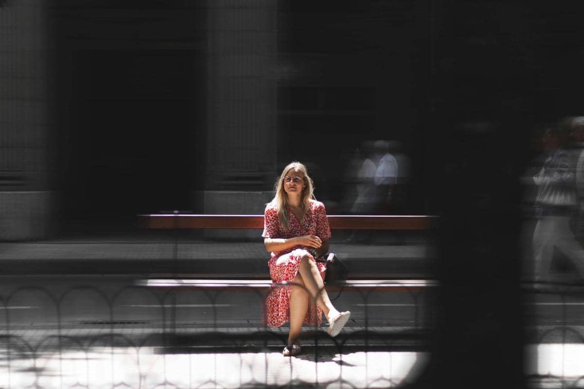 ilustrasi menyendiri 