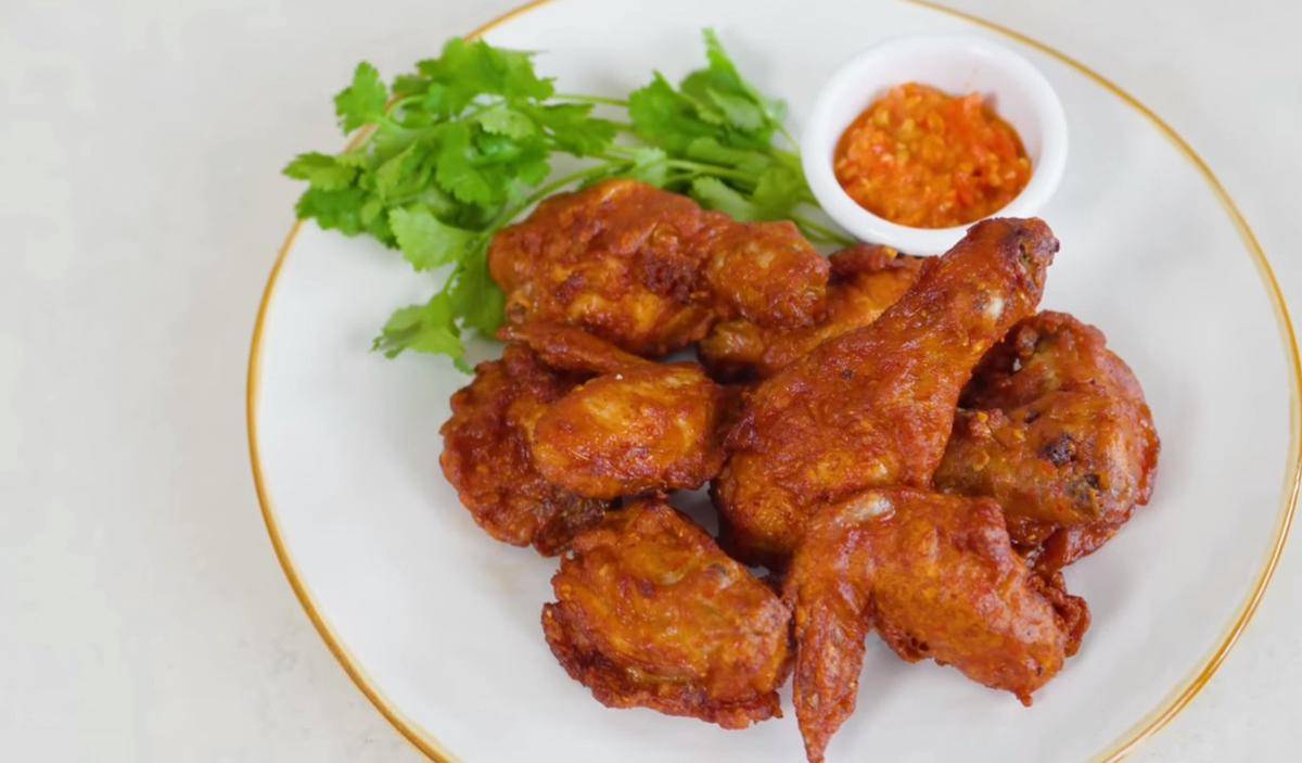 ilustrasi ayam goreng terasi (YouTube.com/Willgoz Kitchen)