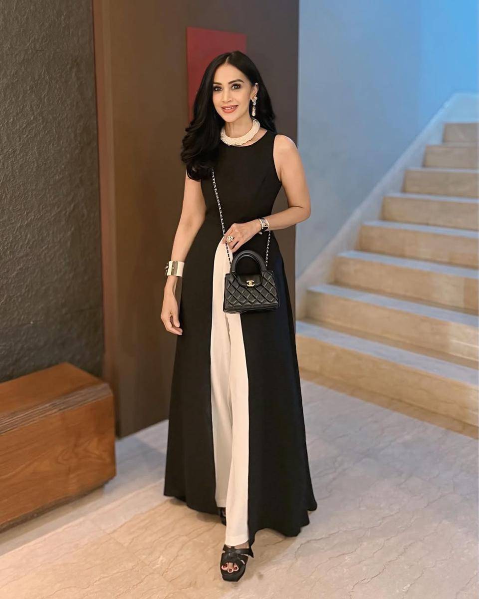 inspirasi OOTD ala pemain film Rego Nyowo (instagram.com/dps_diahpermatasari)