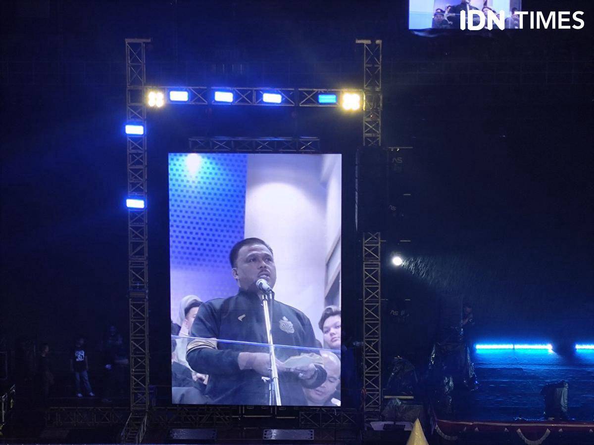 CEO Bhayangkara FC, Irjen Pol Agus Suryo Nugroho saat acara launching skuad di markas baru Stadion Sumpah Pemuda kawasan PKOR Way Halim, Kota Bandar Lampung, Senin (28/7/2025) malam. (IDN Times/Tama Yudha Wiguna)