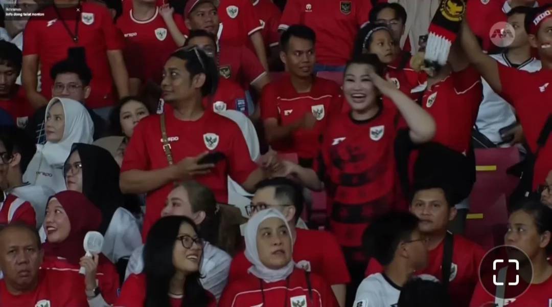 artis nonton final Piala AFF U23 2025 (instagram.com/fitricarlina)