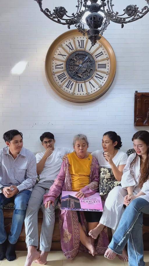 Caesar Hito Hadiahkan Umrah untuk ART-nya (Instagram.com/hitocaesar)