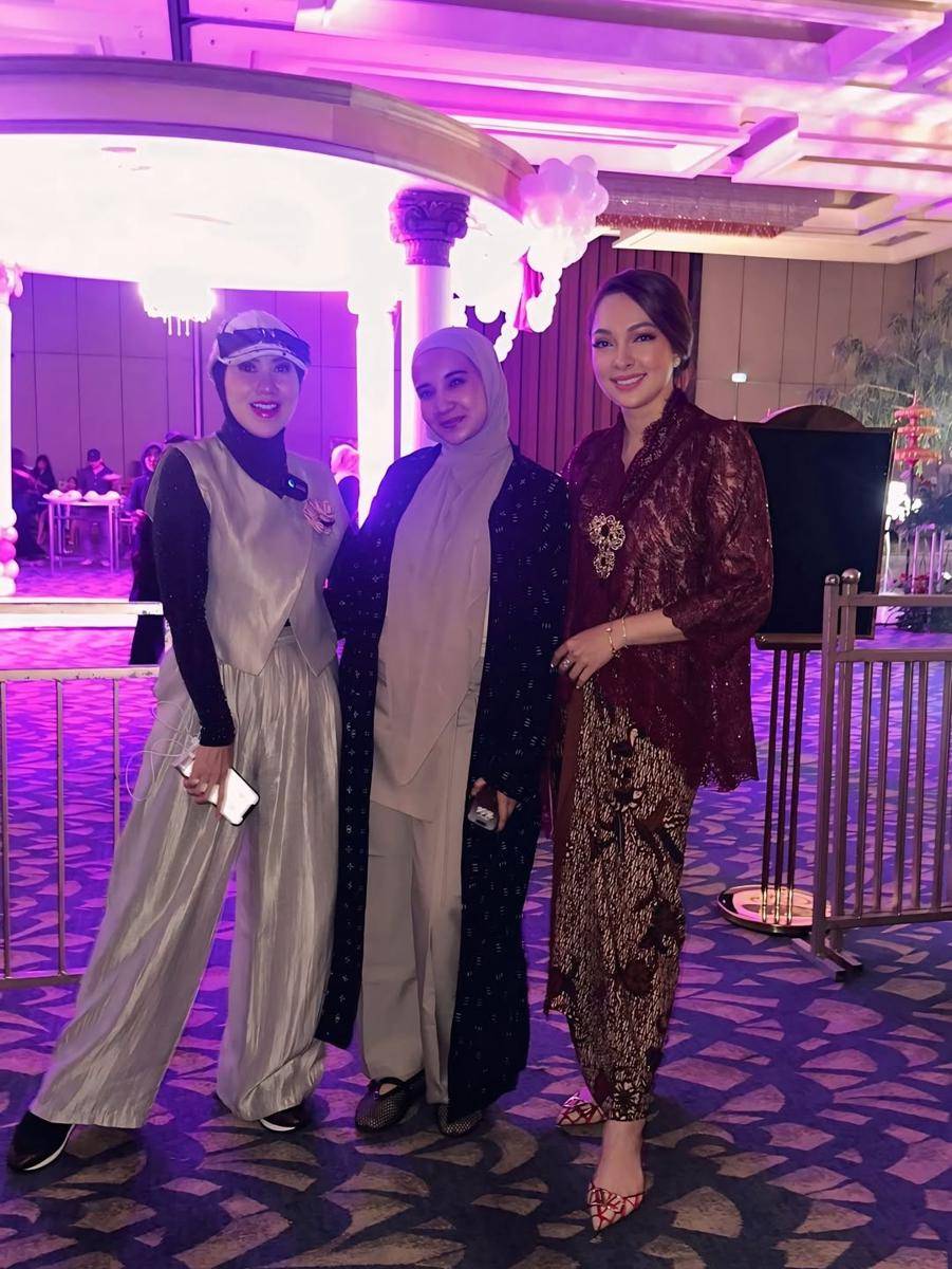 Happy Birthday @riaricis1795 & Moana 🥰🥳 semoga selalu diberikan kesehatan dan kebahagiaan lahi (4).jpg