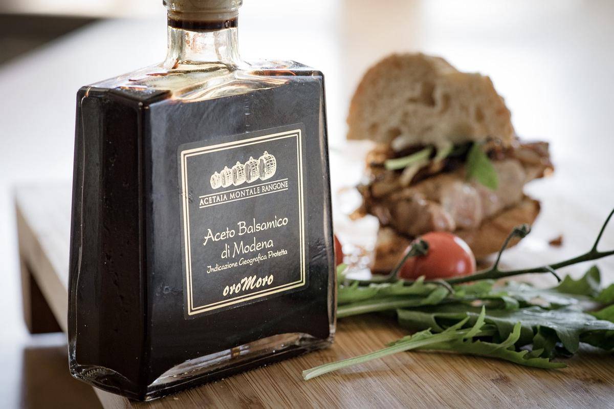 Potret aceto balsamic vinegar (pixabay.com/axalant)