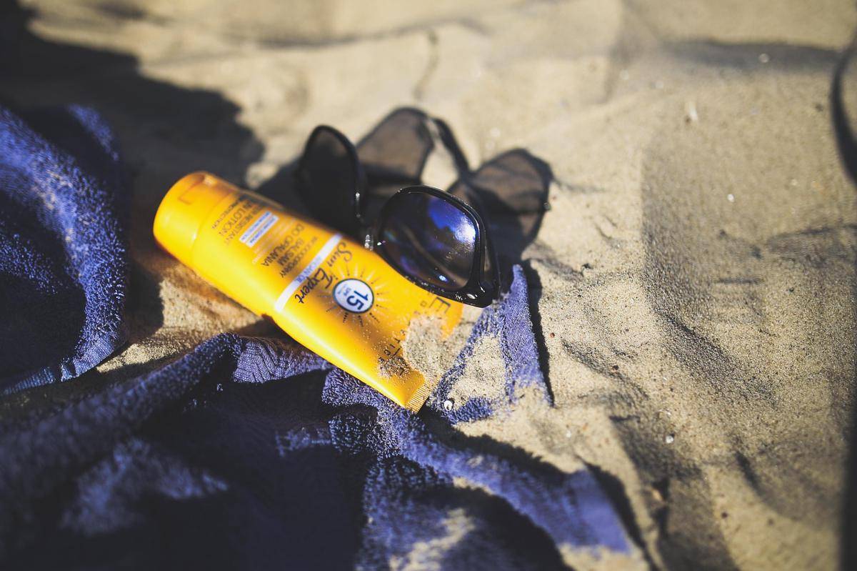 ilustrasi sunscreen (pixabay.com/karolinagrabowska)