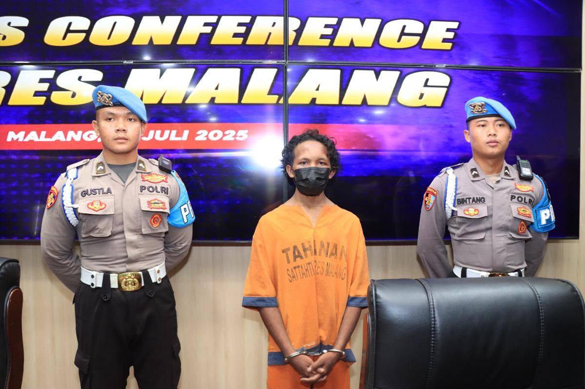 Konferensi pers kasus kekerasan seksual pada balita di Malang. (IDN Times/Rizal Adhi Pratama)