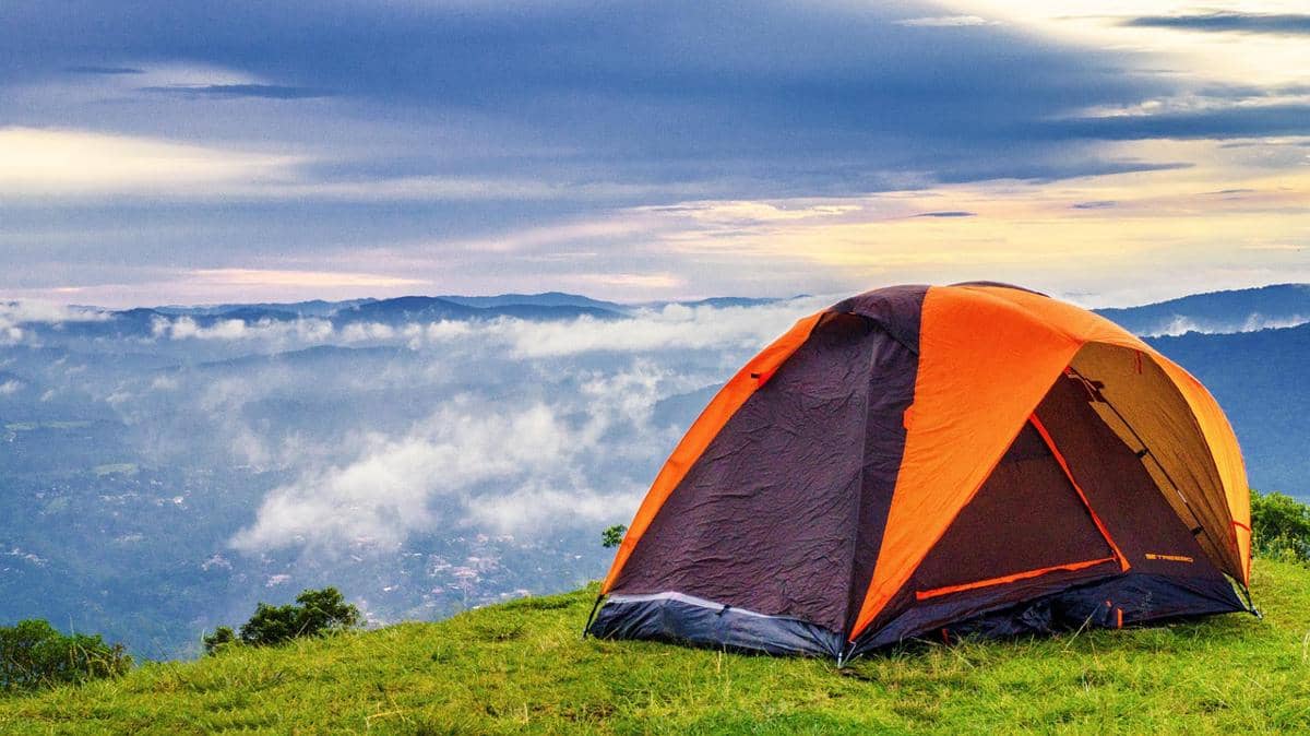 https://image.idntimes.com/post/20250730/camping-3893598_1280_1acb9537-5c96-4d8a-8bd0-ec608146b874.jpg?utm_source=chatgpt.com