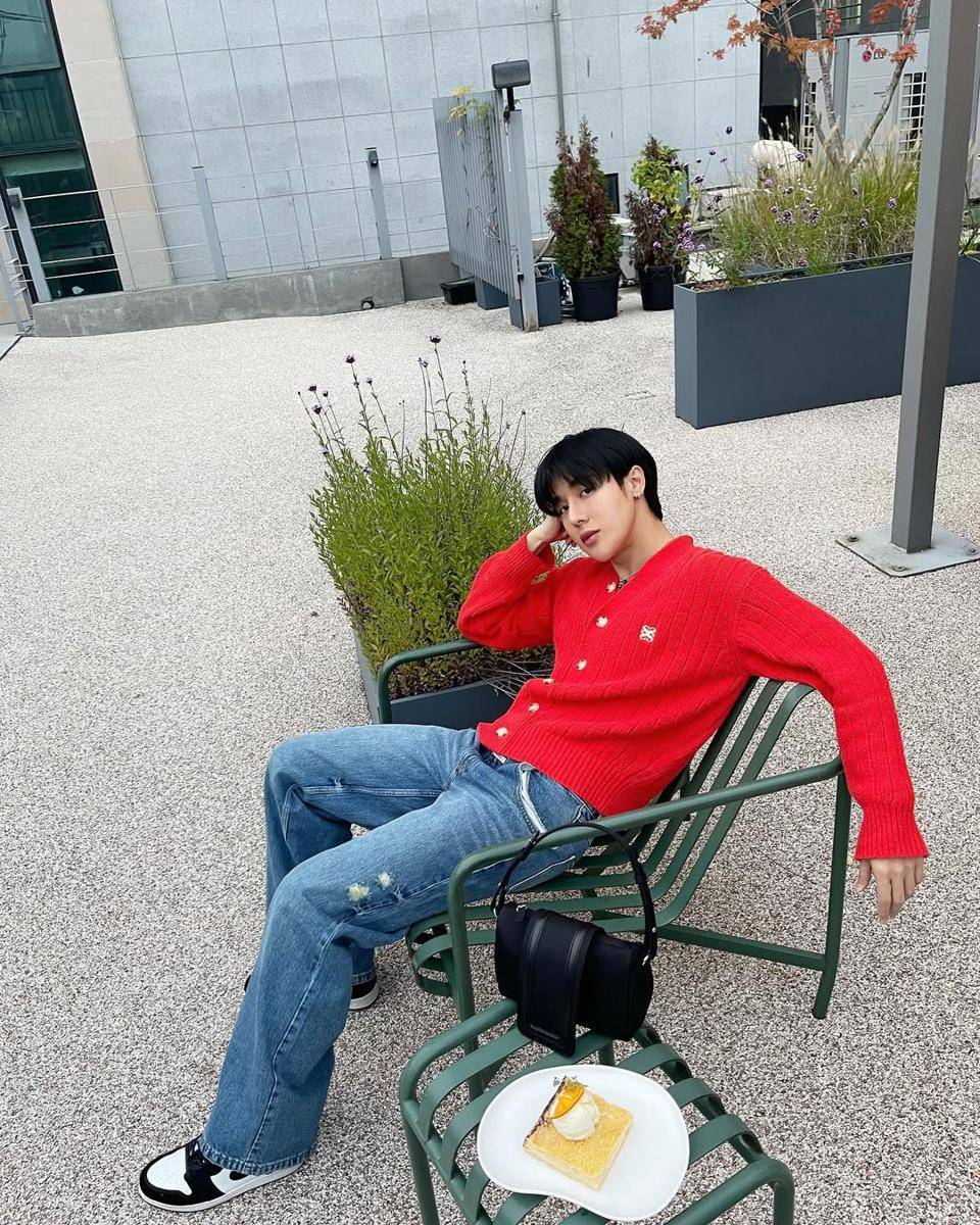 Arm Weerayut (instagram.com/arm_wc)