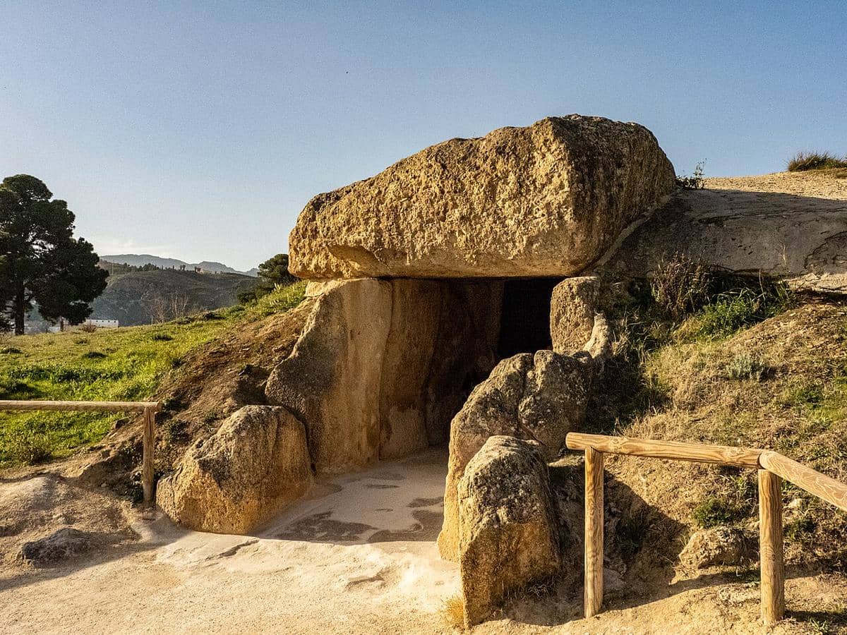 Dolmen de Menga, Antequera