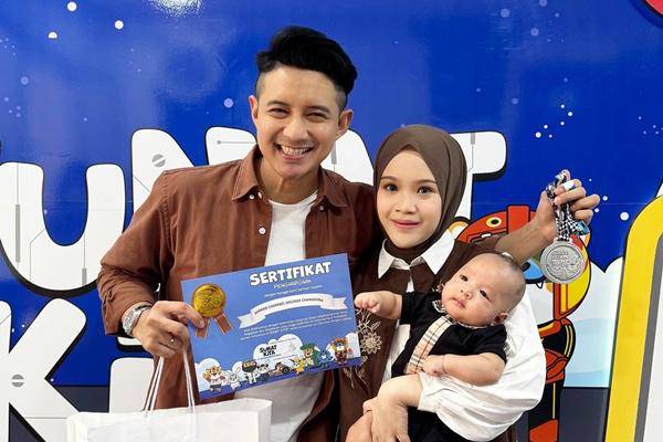 Anak Chand Kelvin Disunat usia 2,5 Bulan (Instagram.com/chand_kelvin)