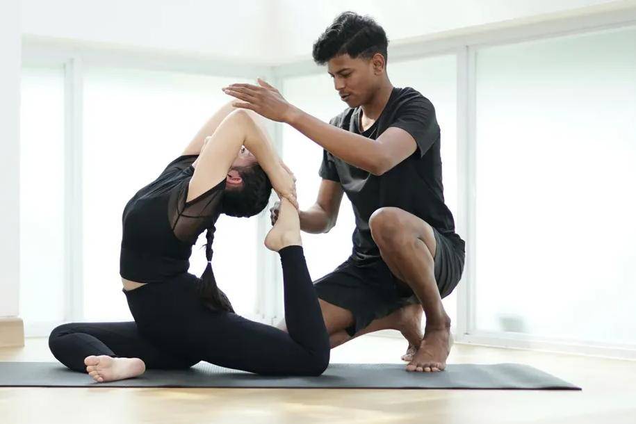 Yoga Fit Medan, salah satu studio eksklusif dengan instruktur bersertifikat internasional dan puluhan jenis kelas (instagram.com/yogafit_medan)