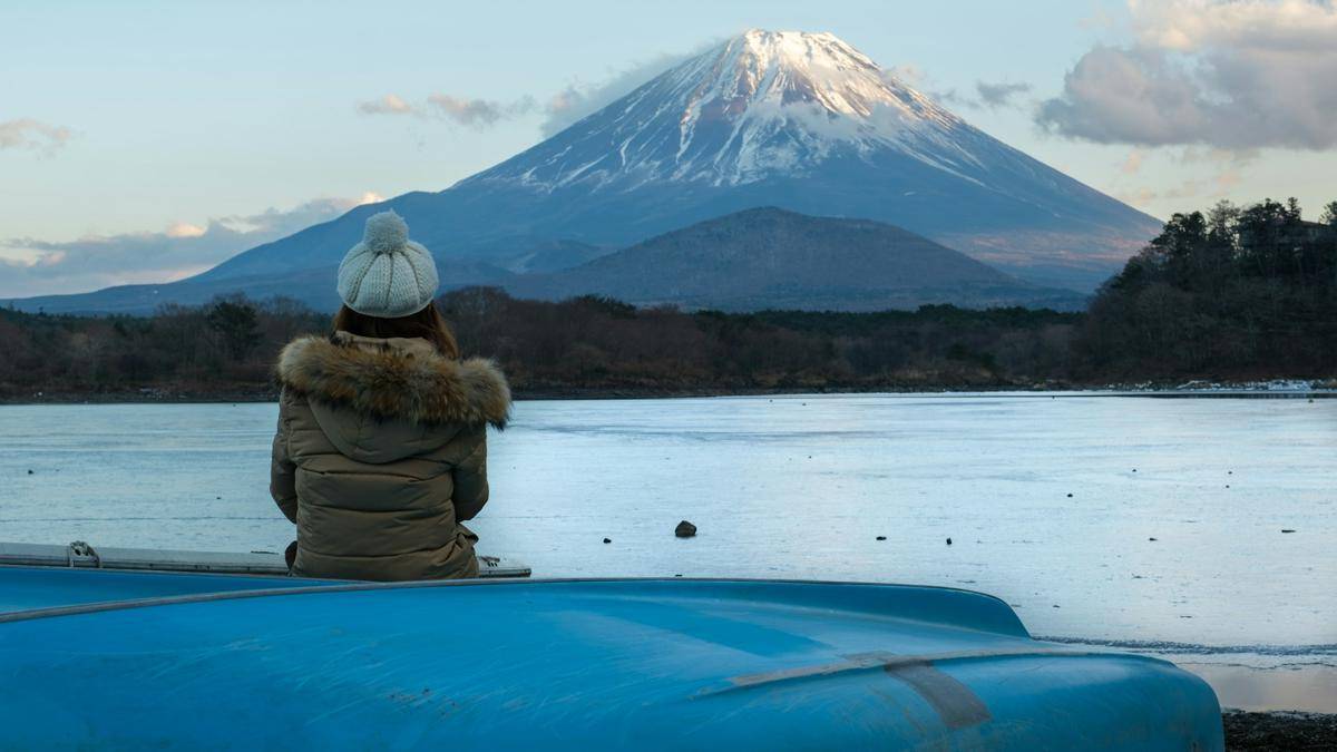 ilustrasi Gunung Fuji (unsplash.com/james_pere)