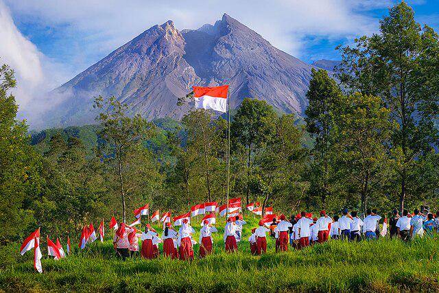 Upacara Peringatan HUT RI di Lereng Gunung Merapi, 17 Agustus 2020