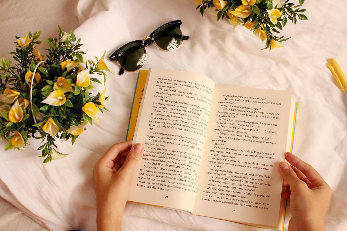 ilustrasi baca buku (pexels.com/Aline Viana Prado)