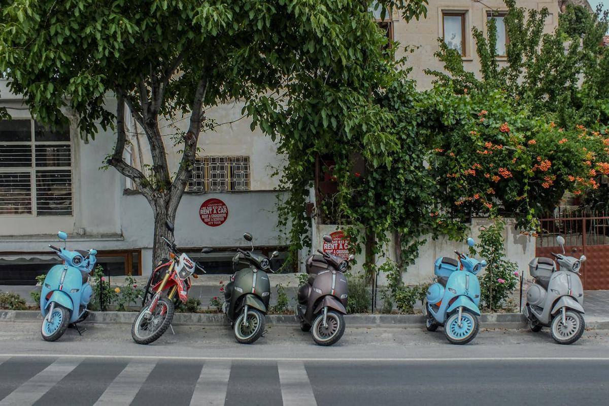 ilustrasi rental motor
