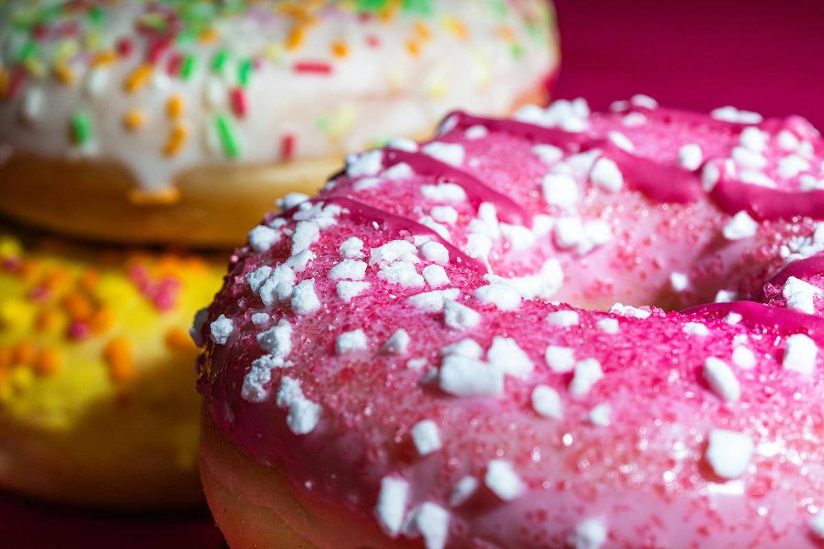ilustrasi donat atau kue sebagai makanan penutup (pexels/Jakub Zerdzicki)
