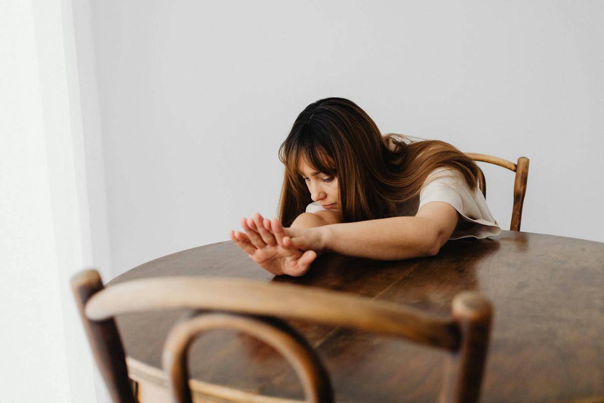 ilustrasi seorang perempuan (pexels.com/Photo By: Kaboompics.com)
