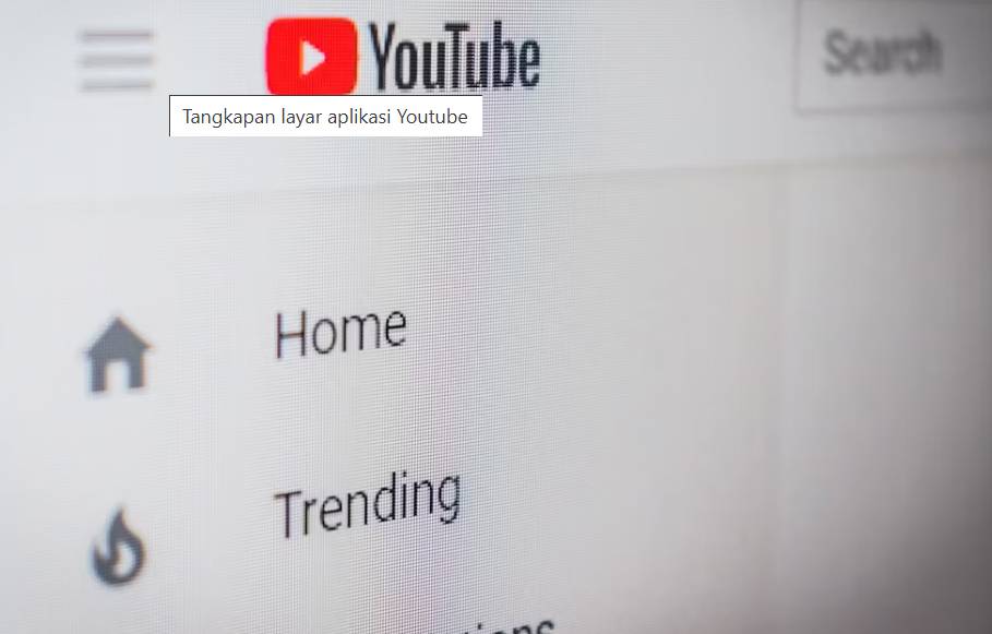 YouTube (unsplash.com/Christian Wiediger)