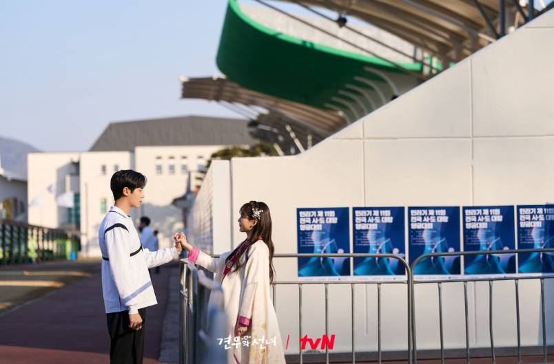 cuplikan drama Head Over Heels (dok. tvN/Head Over Heels)