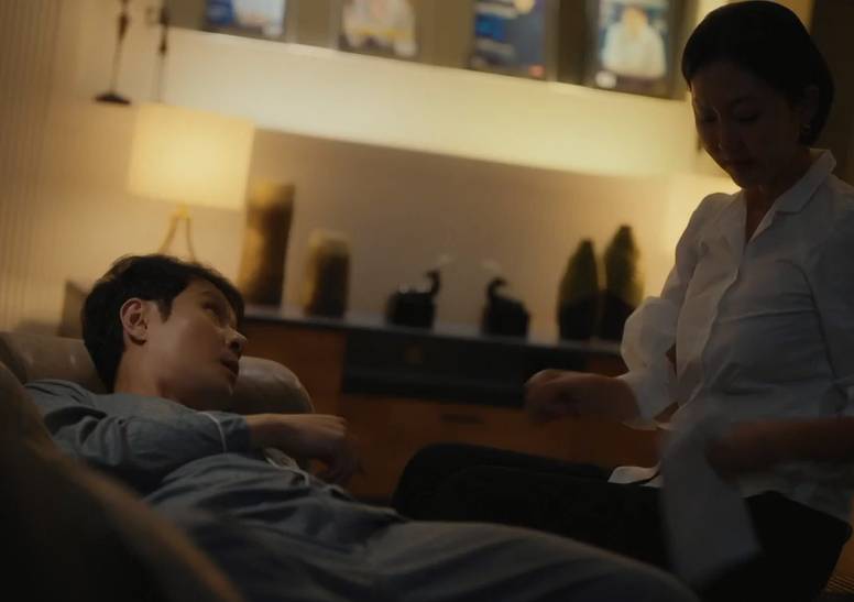 still cut drama Korea The Defects (youtube.com/@channel_ena)