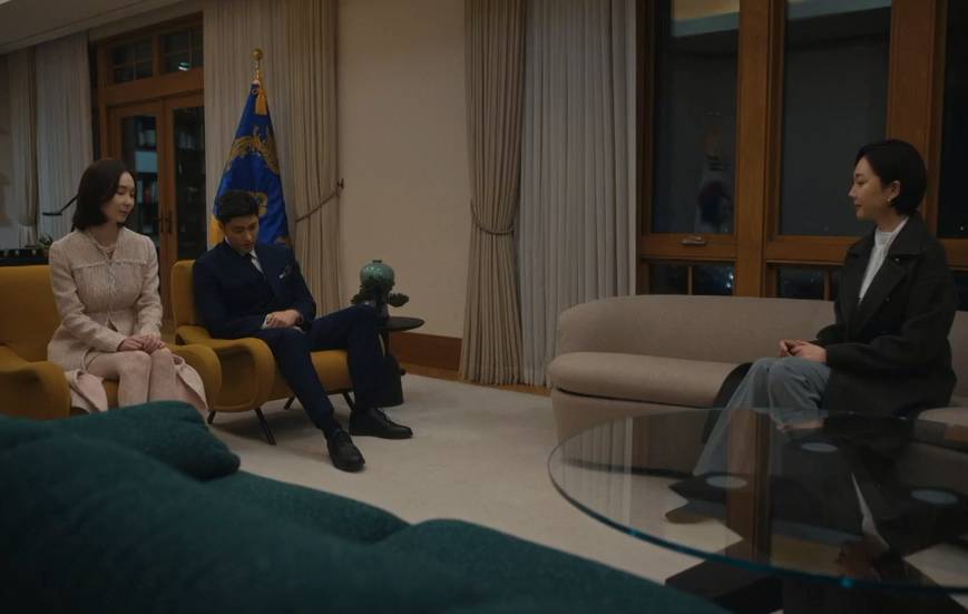 still cut drama Korea The Defects (youtube.com/@channel_ena)