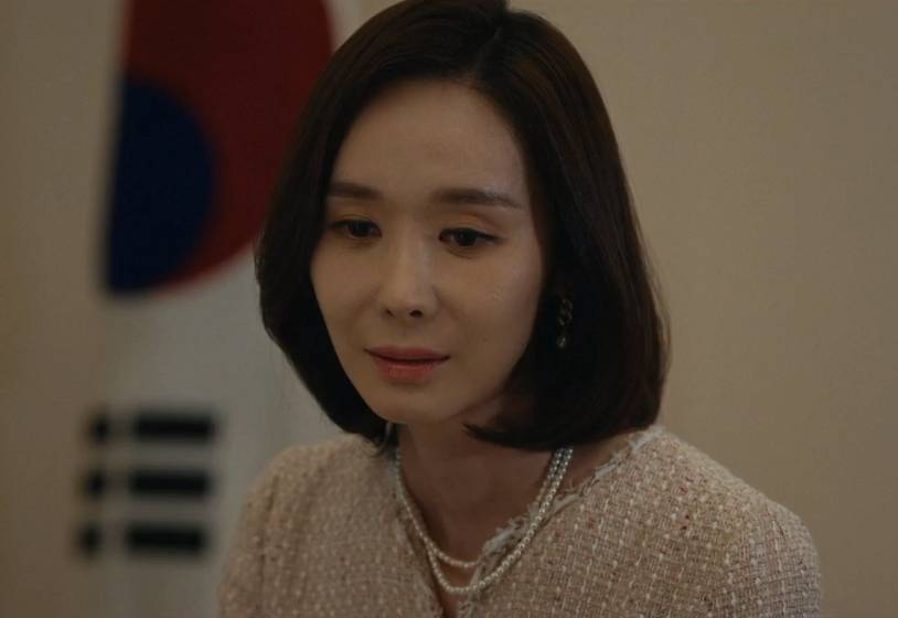 still cut drama Korea The Defects (youtube.com/@channel_ena)