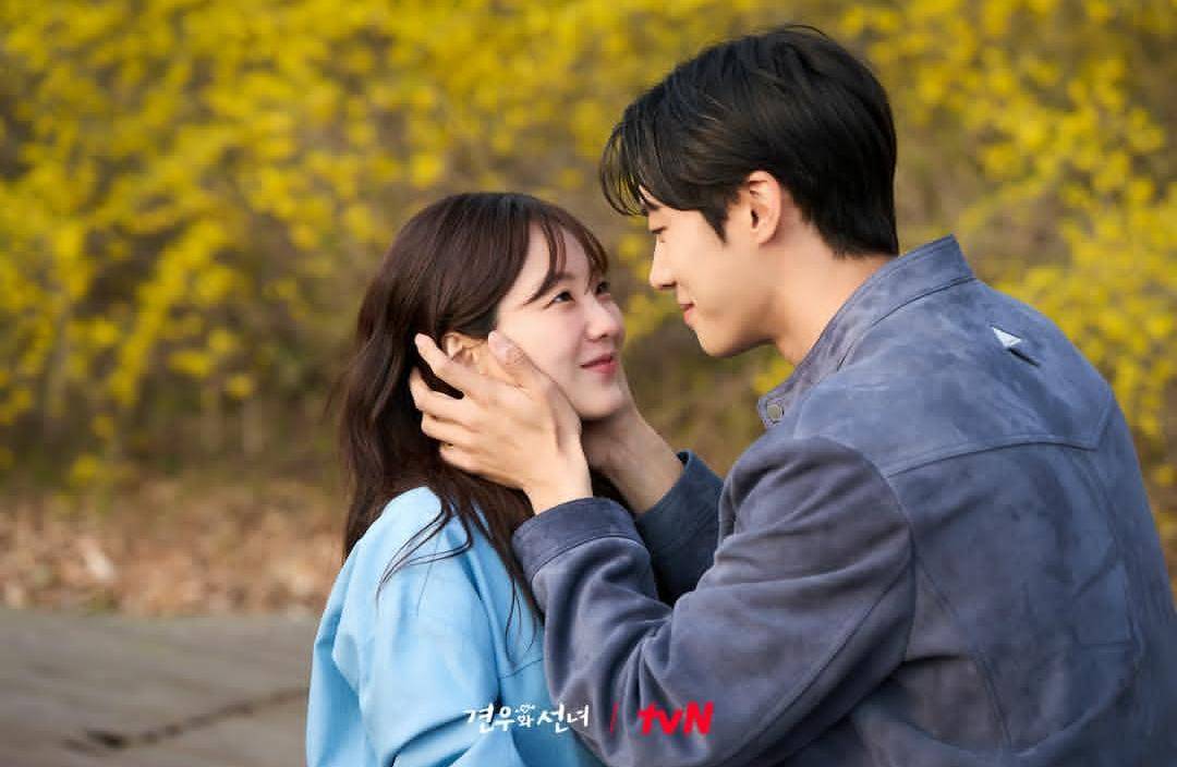 Still cut drakor Head Over Heels(instagram.com/tvn_drama)