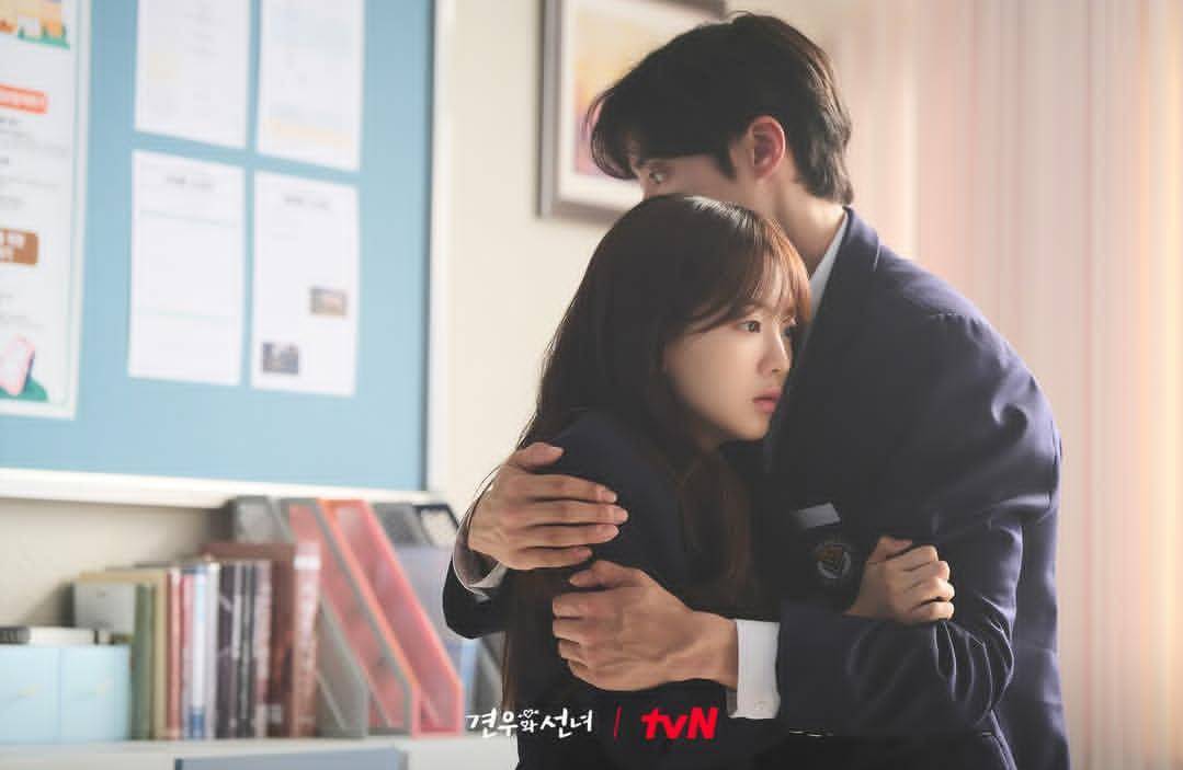 Still cut drakor Head Over Heels (instagram.com/tvn_drama)