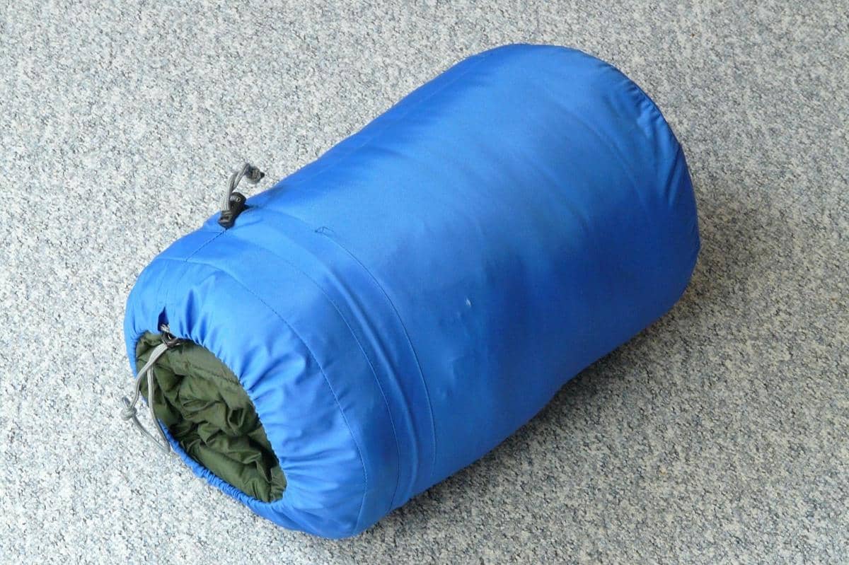 ilustrasi sleeping bag