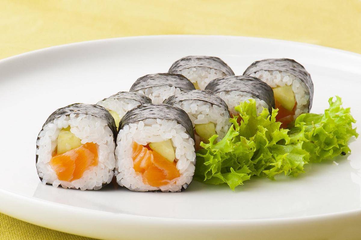 Ilustrasi kuliner khas Jepang (Pixabay/pasqualeschiavoneph)