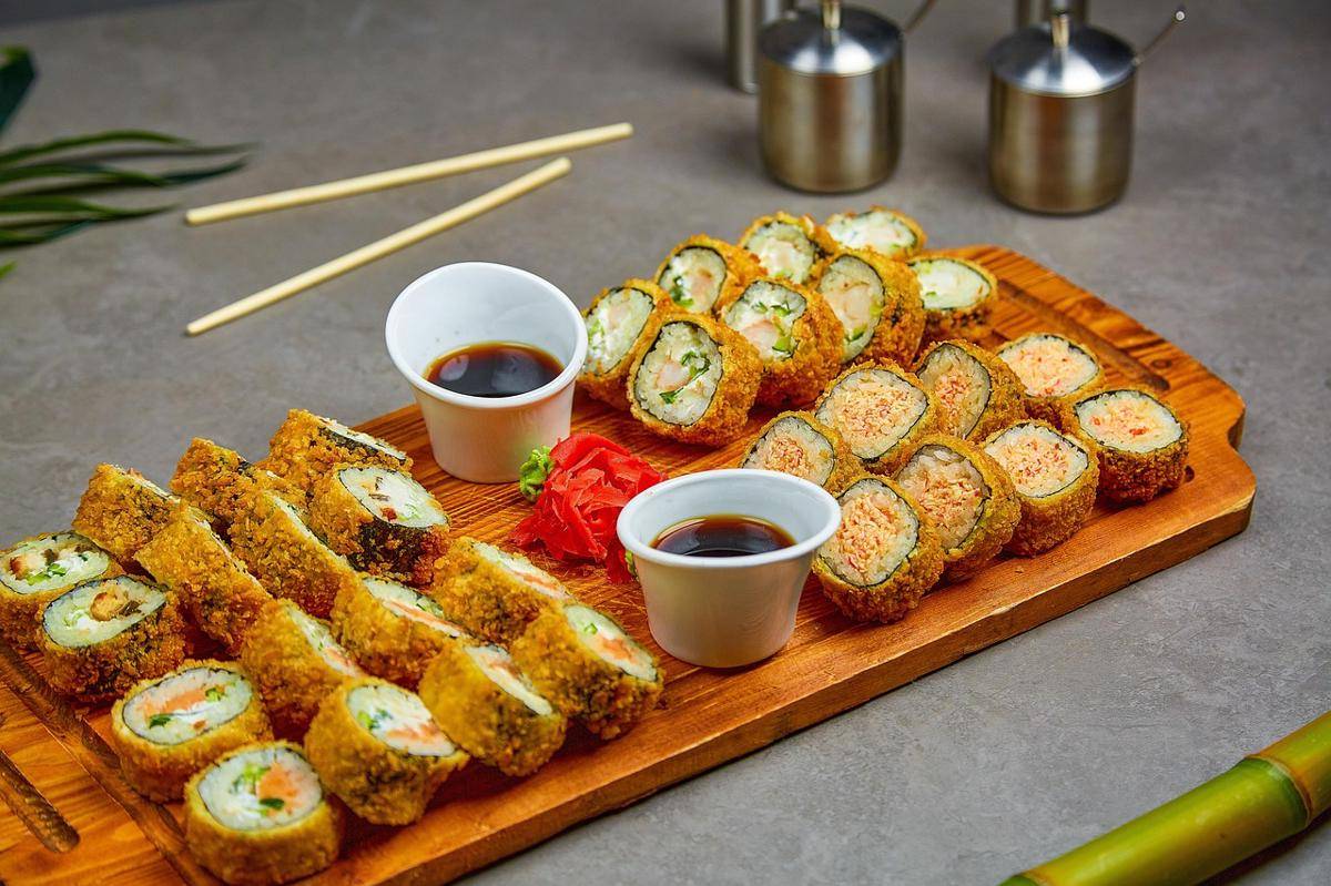 Ilustrasi kuliner khas Jepang (Pixabay/mekan abdyllayew)
