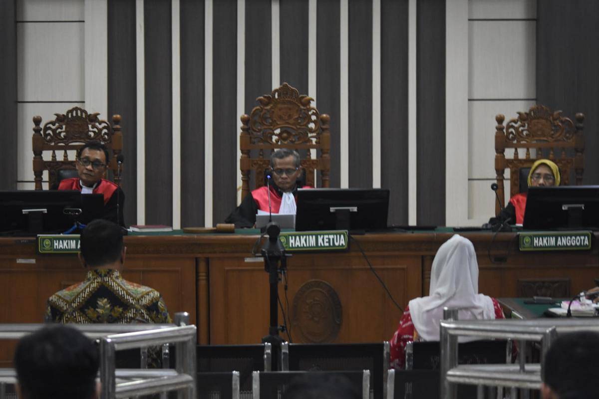 sidang mbak ita, sidang korupsi, mbak ita