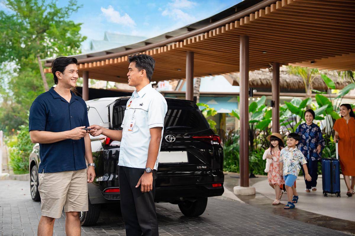 TRAC X LEISURE TRAVELING 01.jpg