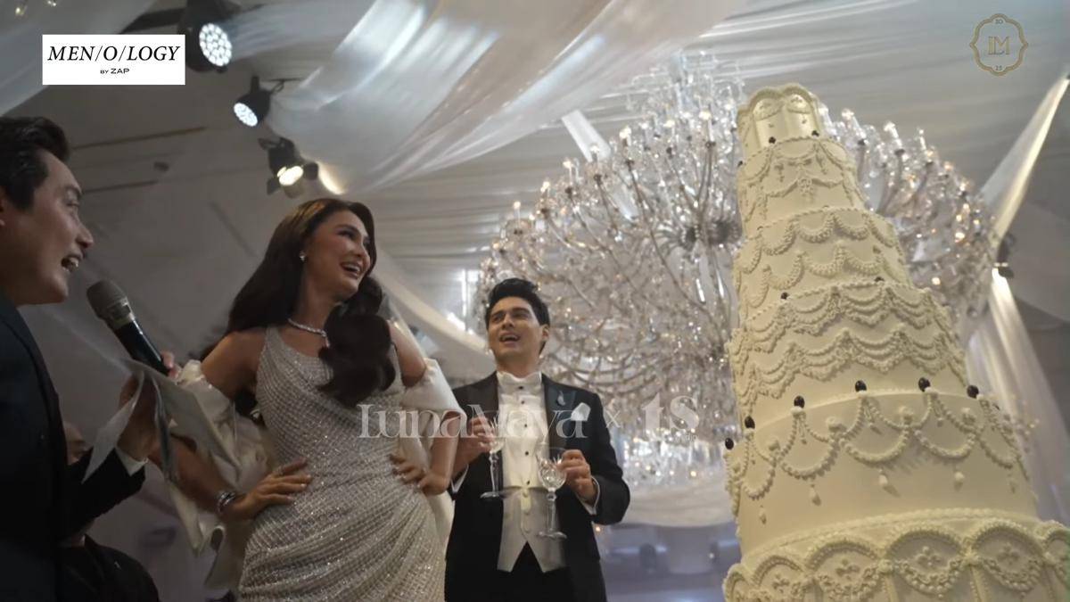 VS--YouTube-LIVELUNAMAYAMAXIMEBOUTTIERWEDDINGRECEPTIONJAKARTA-73’41”.jpg