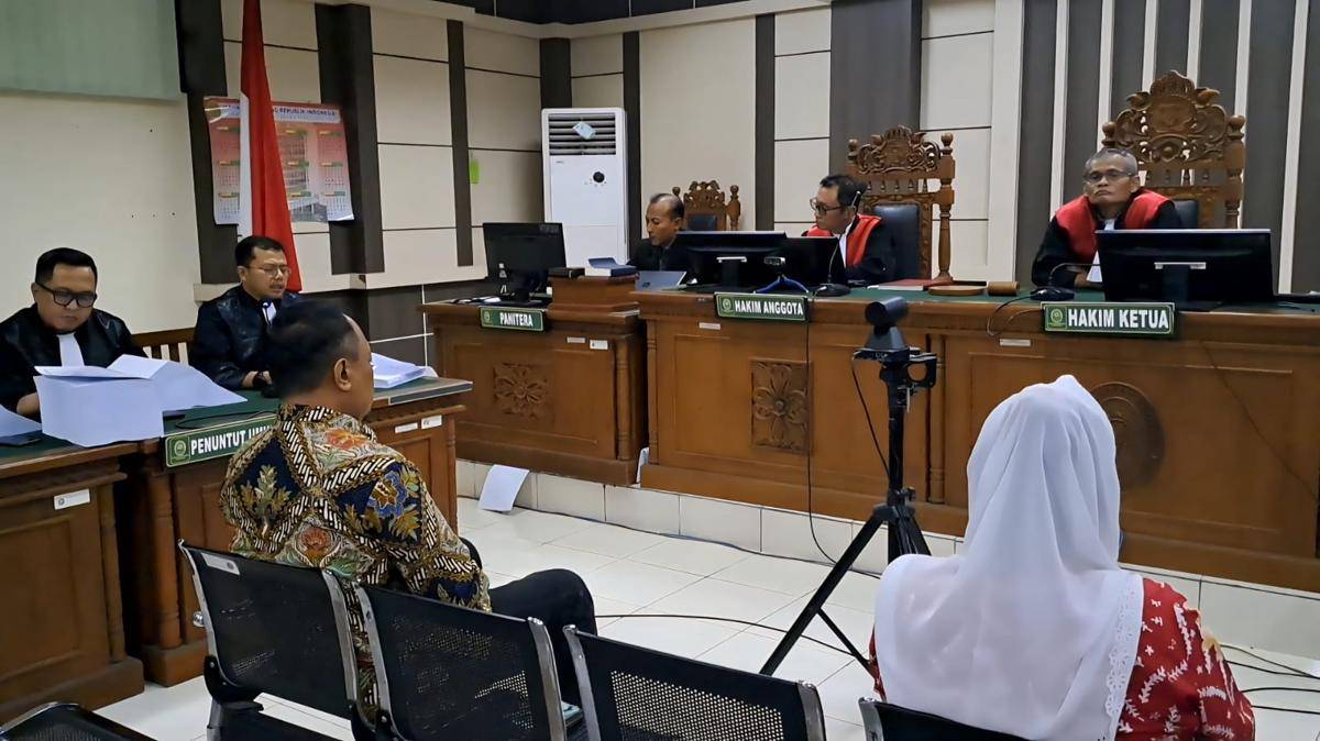 sidang mbak ita, sidang korupsi, mbak ita