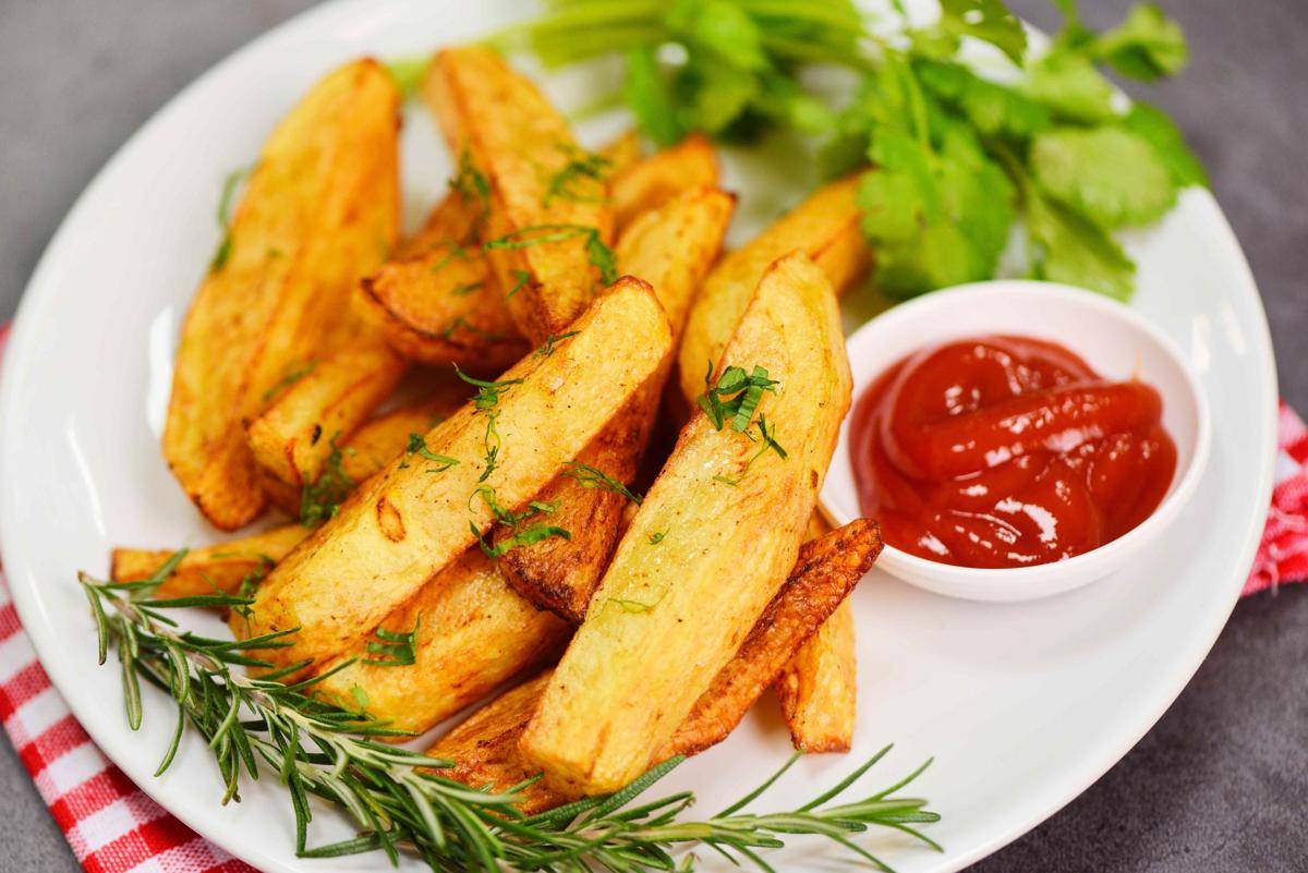 ilustrasi potato wedges