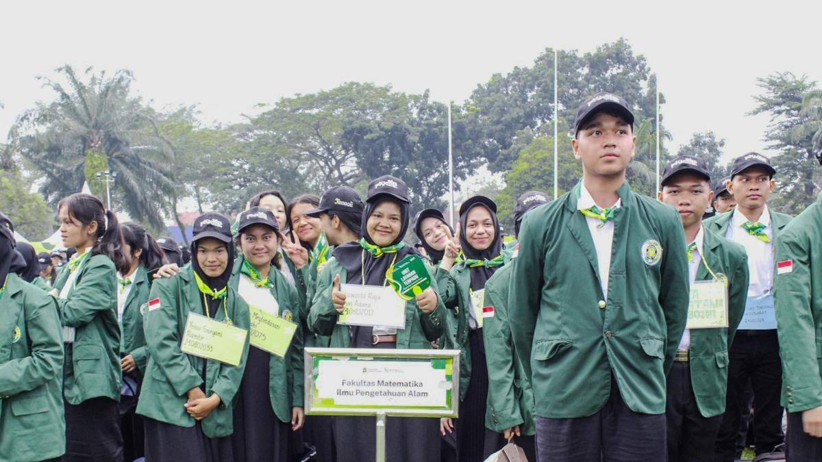 Potret PKKMB mahasiswa Fakultas Matematika dan Ilmu Pengetahuan Alam (FMIPA) Universitas Sumatera Utara tahun 2024. (fmipa.usu.ac.id)