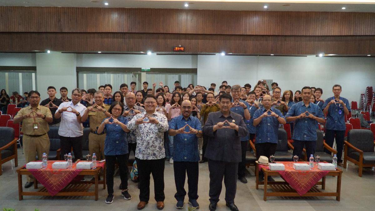 Mahasiswa UAJY mengikuti program Meta Youth Development for Climate Tech (YDCT). (Dok. Istimewa)