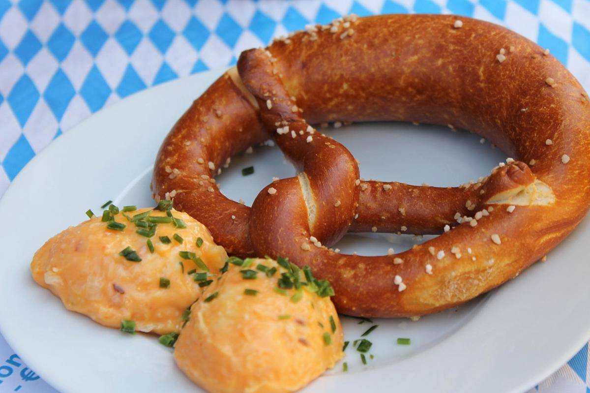 ilustrasi saus pendamping pretzel (pixabay.com/Micheltomato)