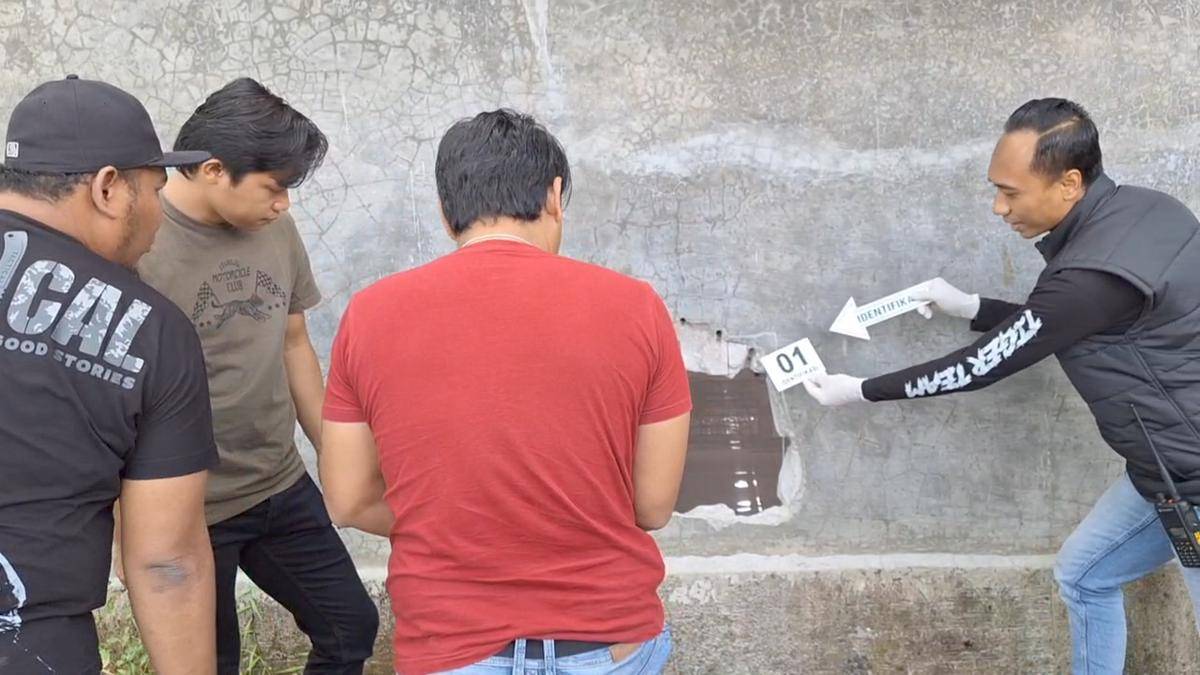 Tembok minimarket di Jalan Raya Kendal–Jogorogo, Desa/Kecamtan Kendal Ngawi dibobol maling. IDN Times/Riyanto.