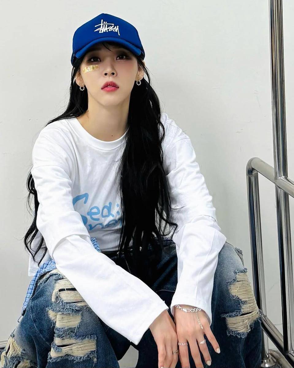 potret Moon Byul MAMAMOO (instagram.com/mo_onbyul)