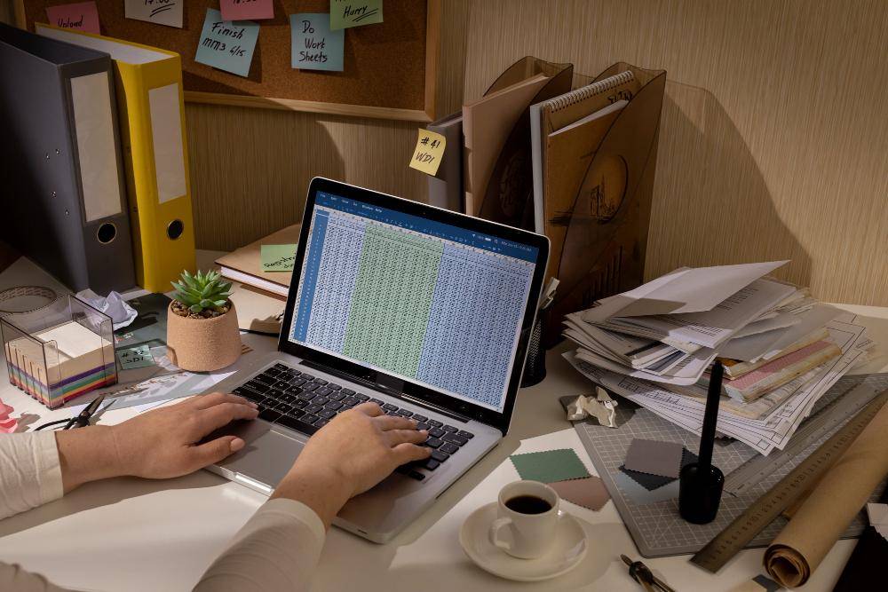ilustrasi menggunakan Microsoft Excel (freepik.com/freepik)