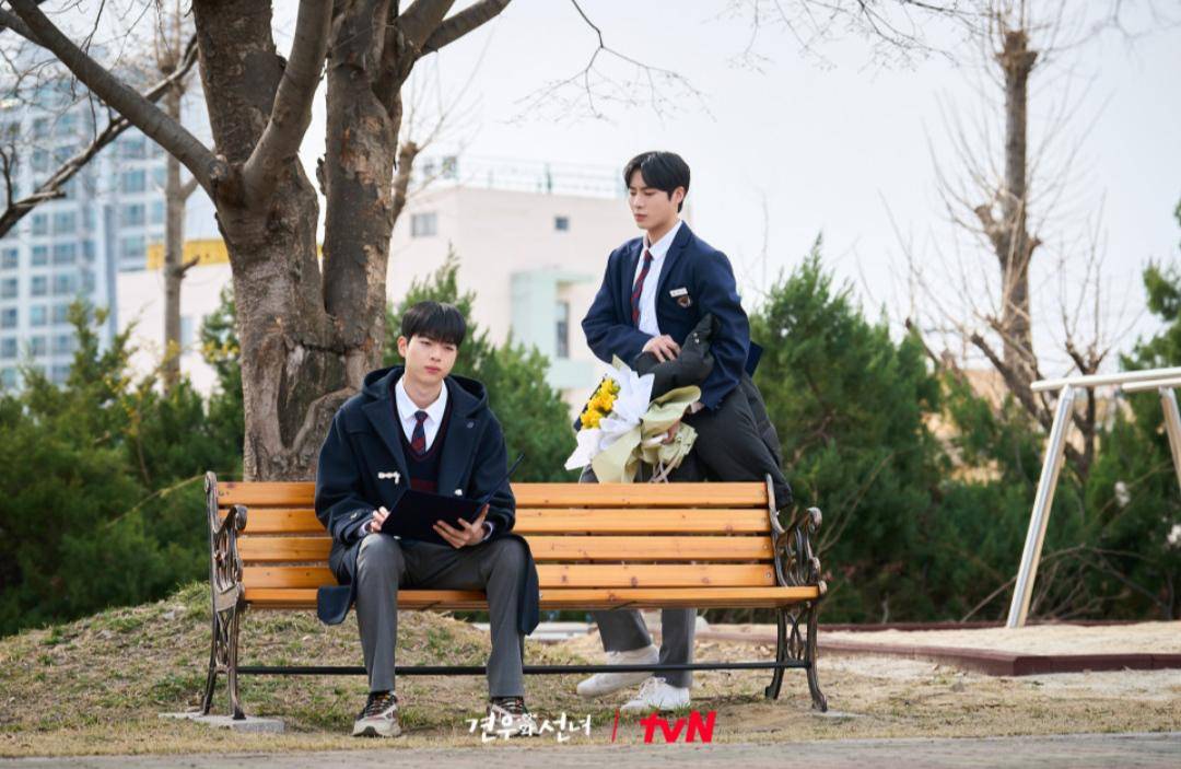 cuplikan drama Head Over Heels (dok.tvn/Head Over Heels)